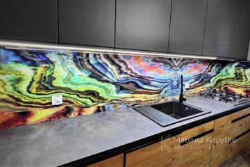Szkło w kuchni szkło hartowane lacobel nadruk graficzny UV grafika na szkle