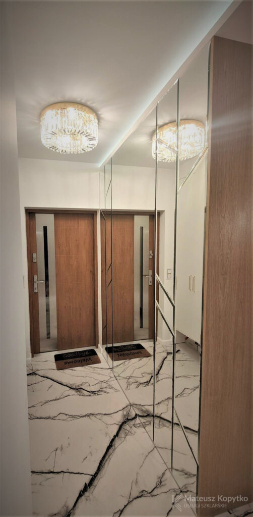 8lustro-fazowane-sciana-lustrzana-lustro-szklo-na-scianie-szklo-faza-lustro-fazowane-szklarz-3